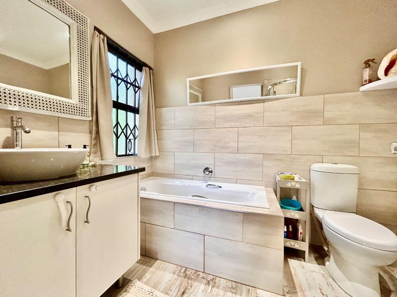 2 Bedroom Property for Sale in Leloko Lifestyle Estate North West